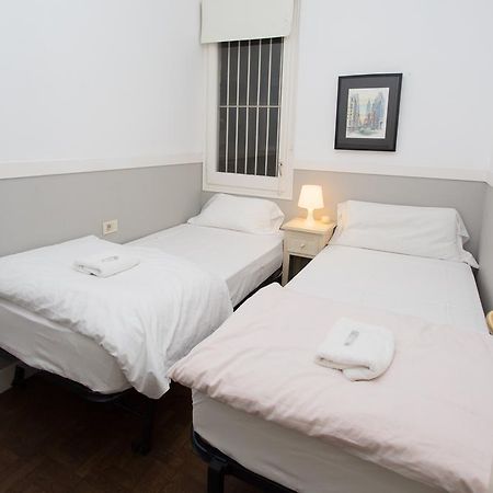 Letsgo Camp Nou Apartment Барселона Экстерьер фото